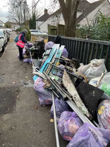 Galerie foto Harrow Litter Pickers 9
